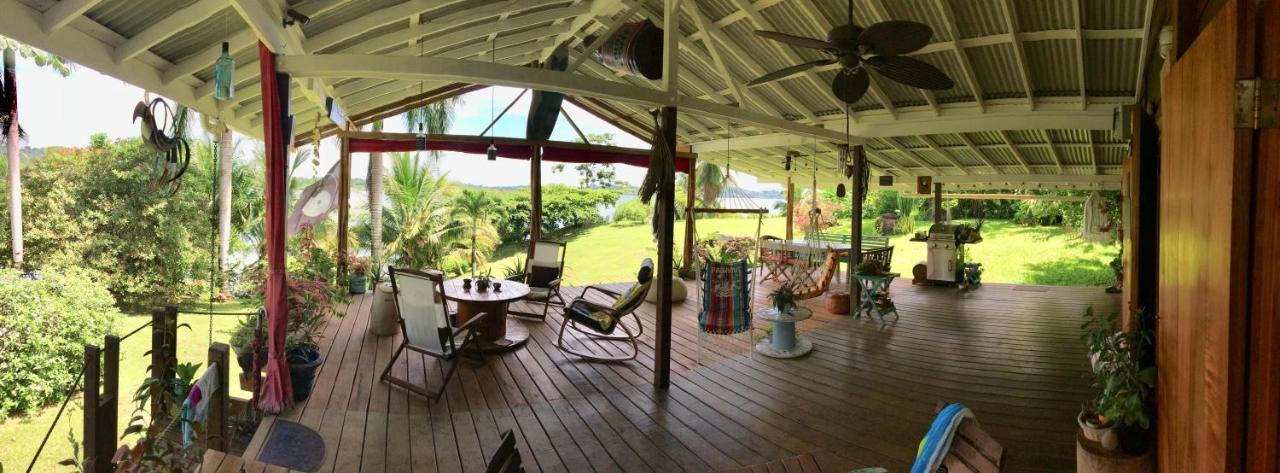 El Toucan Loco Floating Lodges Tierra Oscura ภายนอก รูปภาพ